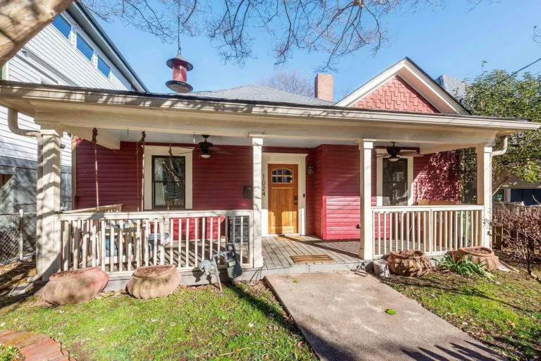1024 Kirkwood Ave SE - VCG sale