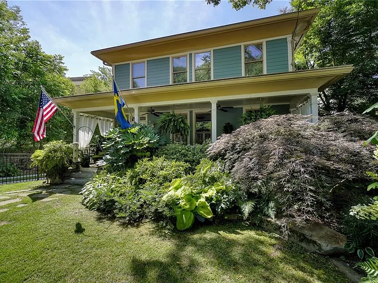 1037 Euclid Ave NE - VCG sale