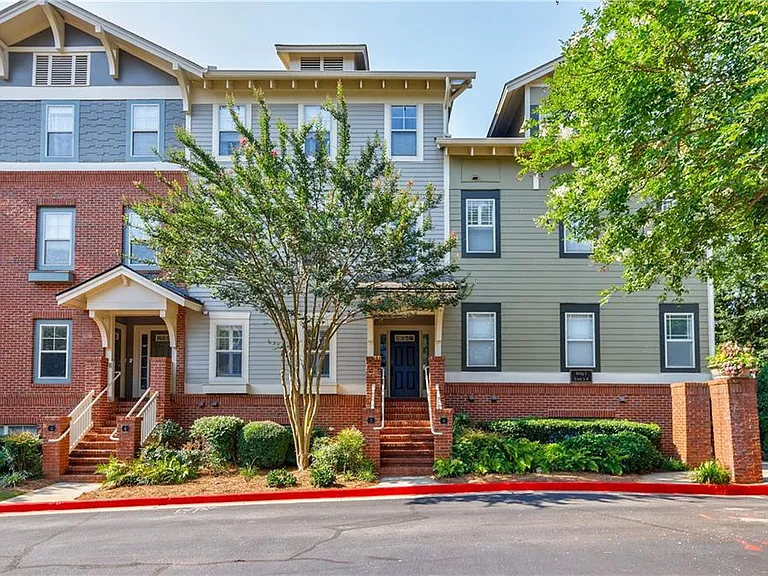 655 Mead St SE #3 - VCG sale