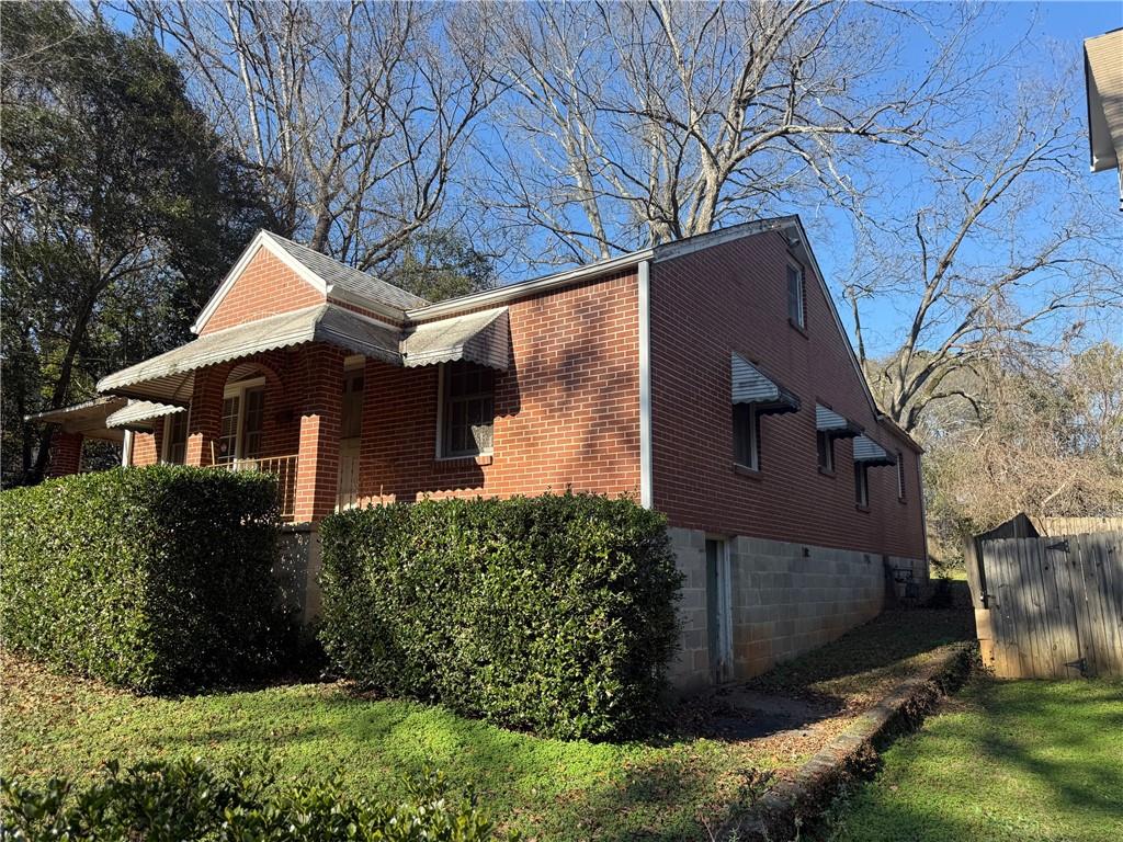 1558 Marbut Avenue SE - VCG sale